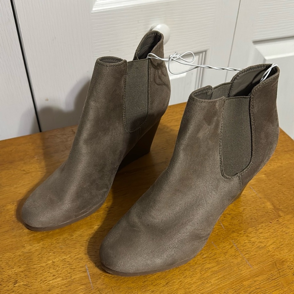 Merona Wedge Ankle Boots Tan